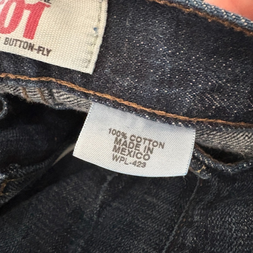 Levis 501 Jeans Mens 40X30 Blue Original Straight Button Fly Dark Faded Denim - Picture 13 of 16